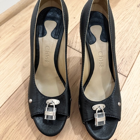 Chloé Paddington Lock Heels - Picture 2 of 4